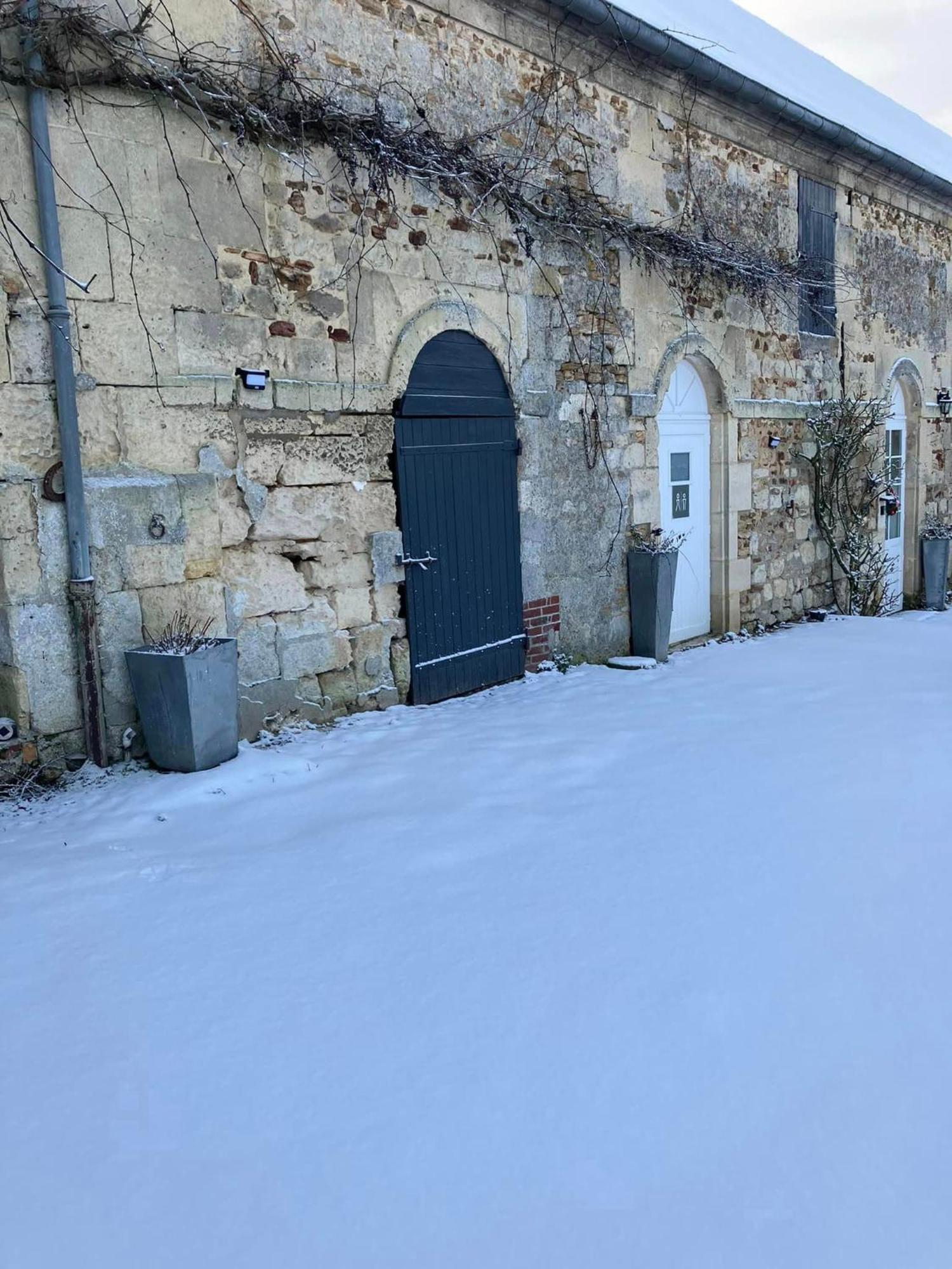La Ferme De Valeuse Bed & Breakfast Morienval Exterior foto